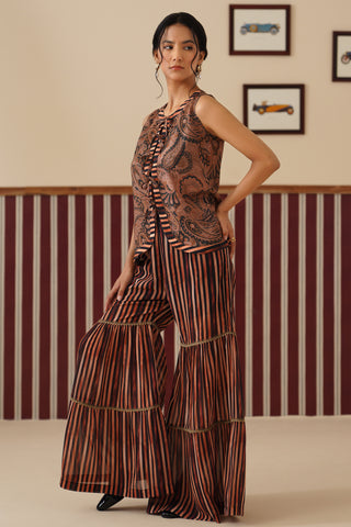 Leora Printed Brown Set